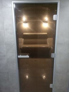 Стеклянная дверь хамам